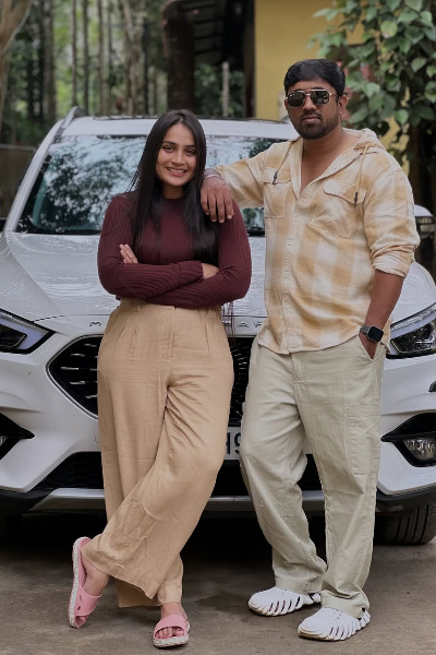 சிறகடிக்க ஆசை ரோகினியின் கணவரா இது? இவருக்கு எவ்வளவு பெரிய மகன்னு பாருங்க | Siragadikka Aasai Rohini Husband Son Photos Viral