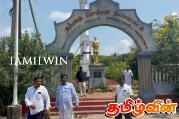 தமிழரசு கட்சி ஸ்தாபகரின் 127ஆவது ஜனனதினம்! தந்தைசெல்வா நினைவிடத்தில் ரவிகரன் எம்.பி அஞ்சலி