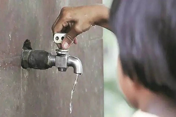 முன் அறிவித்தலின்றி தடை செய்யப்பட்ட நீர் விநியோகம்: மக்கள் விசனம் | Water Cut Mannar Srilanka
