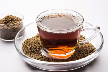 ஓமம் நீர் குடிப்பதனால் இத்தனை அற்புத மருத்துவ பயன்கள் !!