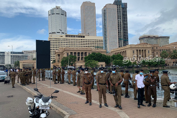 காலிமுகத்திடலில் மீண்டும் போராட்டம்! பொலிஸ் மா அதிபரிடம் விளக்கம் கோரும் மனித உரிமைகள் ஆணைக்குழு | Sri Lanka Anti Govt Protest Today Colombo