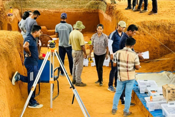 மனிதப் புதைகுழிகளின் உரிமையாளர்கள் ரணிலும் ராஜபக்சர்களுமே.... அரச தரப்பு பகிரங்கம் | Ranil And Rajapaksas Are The Human Graves Owners