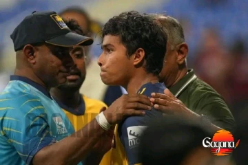 දුනියා මේ වෙලාවේ ඔයා ශක්තිමත් වෙන්න ඕනේ, පියාගේ වියෝව ගැන ක්‍රිකට් ලෝකෙම සංවේගය පළ කරයි [PHOTOS]