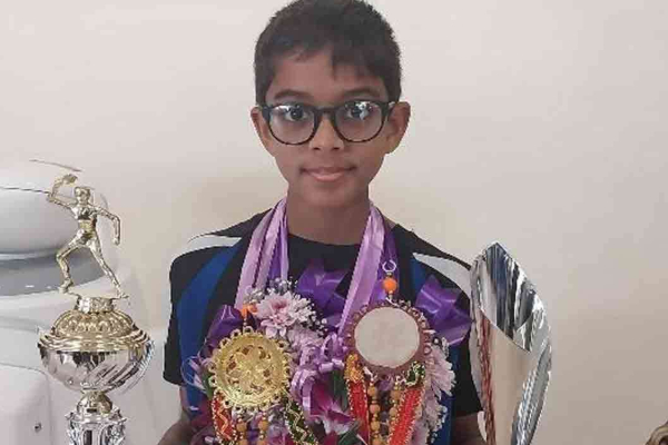 உலக மேசைப்பந்து தரவரிசையில் இலங்கையை உச்சத்திற்கு உயர்த்திய வீரர் தாவி சமரவீர | Lifted Sri Lanka Top World Table Tennis Rankings உலக மேசைப்பந்து தரவரிசையில் இலங்கையை உச்சத்திற்கு உயர்த்திய வீரர் தாவி சமரவீர | Lifted Sri Lanka Top World Table Tennis Rankings