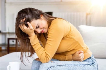 மாதவிடாய் காலத்தில் வலி உயிர்போகுதா? இதனை போக்க சில எளிய வழிகள் இதோ!