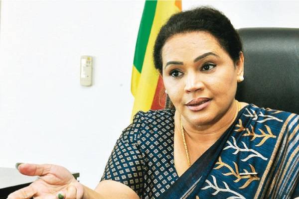 பெண் இராஜாங்க அமைச்சருக்கு சிக்கல்! | Foreign Travel Ban For Diana Gamage