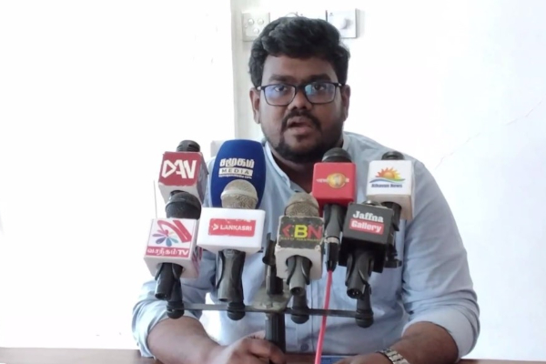 ரணிலுக்காக திடீரென திரளும் கூட்டம்! பின்னணியில் இரட்டை வேடம் போடும் அரசியல்வாதிகள் | Ranil Arrested Speech Prabhu