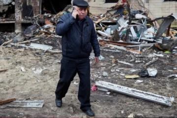 போரால் பாதிக்கப்பட்டுள்ள உக்ரைனுக்கு ஆதரவாக கனேடிய தொலைபேசி நிறுவனங்கள் மேற்கொண்டுள்ள நடவடிக்கை