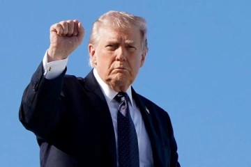 ඉරානයට පහර දී අවසන් වූ පසු තවත් රටකට පහර දෙන්න ට්‍රම්ප් සියල්ල සූදානම් කරයි - ඔහු ප්‍රසිද්ධියේ අනතුරු අගවයි