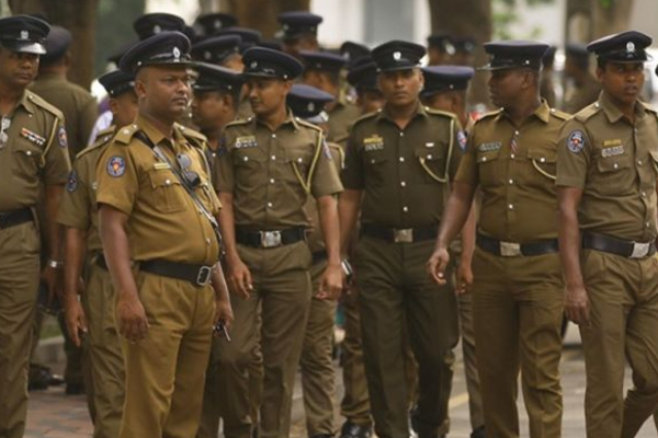 பொலிஸாருக்கு பிறப்பிக்கப்பட்டுள்ள உத்தரவு - கொழும்பில் குவிக்கப்பட்டுள்ள அதிரடிப்படையினர் | Police On Alert Ahead Of Colombo Protest