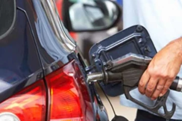 ඉන්ධන මිල සම්බන්ධයෙන් කරන්න යන අලුත්ම වැඩේ ගැන විදුලි බල හා බලශක්ති අමාත්යවරයාගෙන් විශේෂ ප්රකාශයක්..