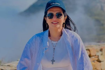 40 வயதான தொகுப்பாளினி டிடி-ஆ இது!! மாடர்ன் லுக்கில் இப்படி கலக்குறாங்க..