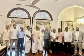 இந்திய தூதுவரை சந்தித்த தமிழ் தேசிய கட்சி பிரதிநிதிகள்