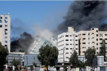 எச்சரிக்கையின் பின் தரைமட்டமாக்கப்பட்ட அல்ஜசீரா அலுவலகம்!