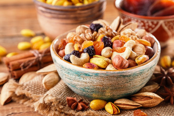 உடலில் உள்ள கால்ஷியத்தை உறிஞ்சுமாம் இந்த உணவுகள் | These Foods Help The Body Absorb Calcium