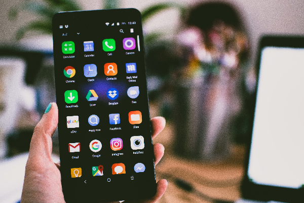 மொபைல் போன் வாங்குவர்களுக்கு வெளியான மகிழ்ச்சி தகவல்! | Good News For Mobile Phone Buyers