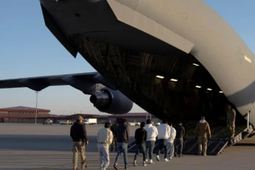 பனாமாவிற்கு நாடுகடத்தப்பட்ட 12 இந்திய நாடு திரும்பினர்