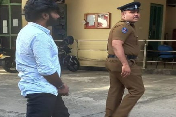 ஊடகவியலாளர் தரிந்துவுக்கு பிணை | Journalist Darindu Granted Bail