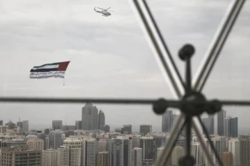 ஐக்கிய அரபு அமீரகத்தில் நுழைந்த ட்ரோன்களை சுட்டுவீழ்த்திய ராணுவம்! உதவிக்கரம் நீட்டும் அமெரிக்கா