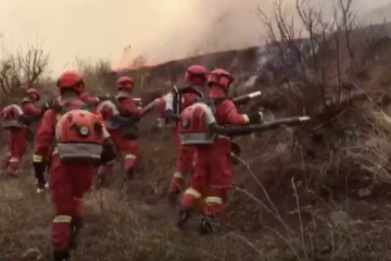 சீனாவில் அதி பயங்கர தீ விபத்து : 25 உயிரிழப்பு