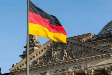 தொழில்முறை பட்டதாரிகளுக்கு மிகப்பெரிய வாய்ப்பளிக்கும் ஜேர்மனி... யார் யாருக்கு தகுதி?