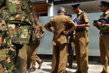 துப்பாக்கிச் சூட்டுக் காயங்களுடன் மருத்துவமனையில் அனுமதிக்கப்பட்டுள்ள இராணுவ சிப்பாய்