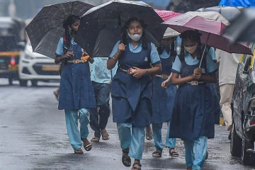 திருவள்ளூர் மாவட்ட பள்ளிகளுக்கு நாளை விடுமுறை - மாவட்ட ஆட்சியர் அறிவிப்பு