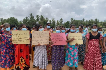 காணி அபகரிப்புக்கு எதிராக போராட்டத்தில் இறங்கிய வந்தாறுமூலை மக்கள்