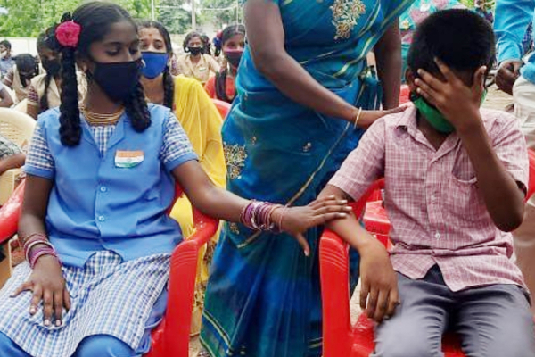 “தேம்பித் தேம்பி அழுத சிறுவன்”  கண்ணீர் வரவழைக்கும் நெகிழ்ச்சி சம்பவம் | Tamilnadu Samugam