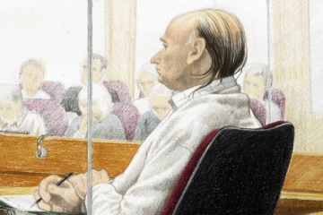 கனடாவில் பிரபல தொடர் கொலையாளி மீது சிறையில் தாக்குதல்