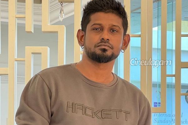 தவறான வார்த்தையால் கமன்ட் செய்த நபருக்கு பிக் பாஸ் பிரபலம் பதிலடி .. என்ன சொன்னார் தெரியுமா ? | Adk Reply To Fans Bad Comments