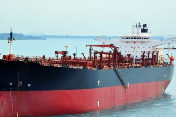 இலங்கையை வந்தடைந்த எரிபொருள் கப்பல்! - ஐபிசி தமிழ்