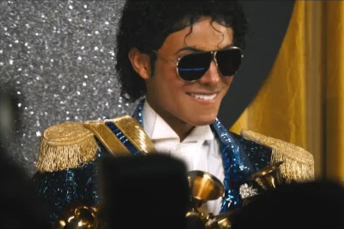 மைக்கேல் திரைப்படம் இந்தியாவில் மட்டும் இத்தனை கோடி வசூல் செய்துள்ளதா!! அடேங்கப்பா | Michael Movie India Box Office Collection