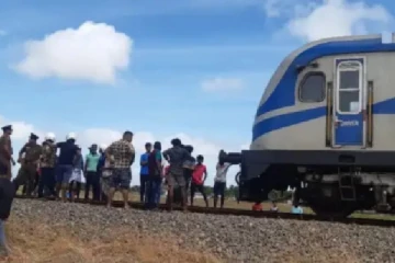 யாழ் ராணி புகையிரதத்துடன் மோதுண்டு முதியவர் பலி