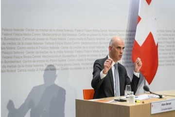 சுவிட்சர்லாந்தில் கொரோனா இரண்டாம் அலைக்கு இவர்தான் காரணம்: சுகாதாரத்துறை அமைச்சர் மீது பகீர் குற்றச்சாட்டு