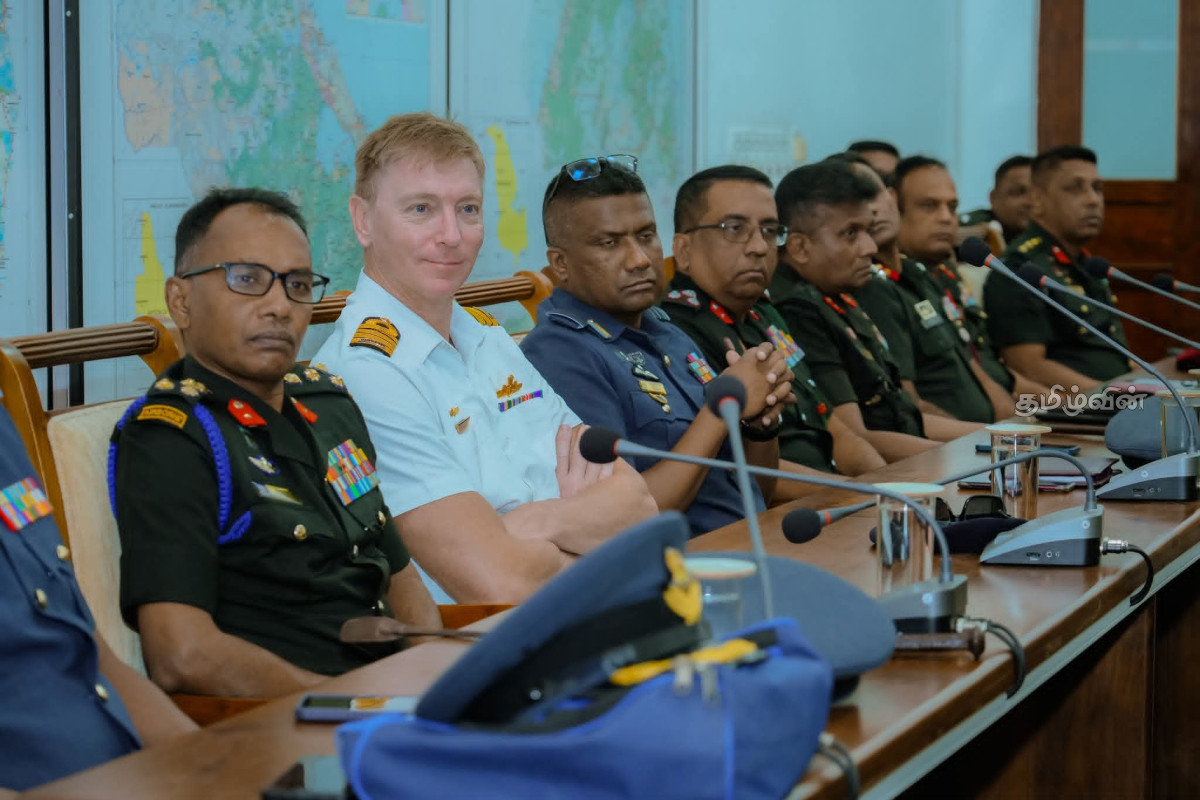 கிழக்கு மாகாண ஆளுநருக்கும் தேசிய பாதுகாப்பு கல்லூரி அதிகாரிகளுக்கும் இடையே விசேட கலந்துரையாடல் | Discussion Governor Eastern And Defense Officials கிழக்கு மாகாண ஆளுநருக்கும் தேசிய பாதுகாப்பு கல்லூரி அதிகாரிகளுக்கும் இடையே விசேட கலந்துரையாடல் | Discussion Governor Eastern And Defense Officials