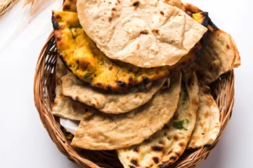 உலகின் டாப் 50 ரொட்டிகள் பட்டியல்: முதலிடம் பிடித்துள்ள உணவு எது தெரியுமா?