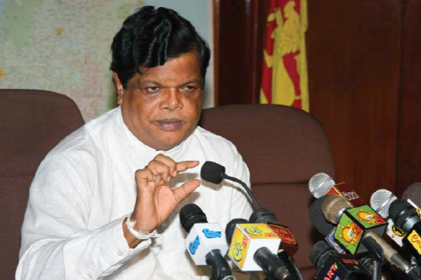 சேவையில் ஈடுபடாத தனியார் பேருந்துகளுக்கு ஆப்பு! | Wedge For Private Buses Not In Service
