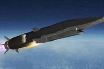 உக்ரைன் மீது அதிநவீன ஹைப்பா்சோனிக் ஏவுகணையை பிரயோகித்த ரஷ்யா