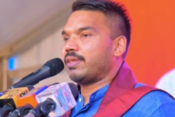 அரசாங்கம் மீது அடுக்கடுக்காக குற்றம் சுமத்தும் நாமல் ராஜபக்ஷ