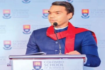 இங்கிலாந்திலும் எரிபொருளுக்காக வரிசையில் நிற்கின்றனர்: நாமல் ராஜபக்ச