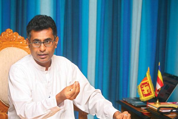 தனிக்கட்சி ஆட்சிக்காக அரசாங்கம் முயற்சி: முன்னாள் அமைச்சர் கடும் குற்றச்சாட்டு | Ex Minister Warns Jvp One Party Move