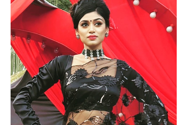 ஆண் சவகாசத்தால் கர்ப்பமாகி கருப்பலைப்பு செய்த நடிகை ஓவியா.. வெளிச்சத்துக்கு கொண்டு வந்த பயில்வான்.. | Bayilvan Controversy About Actress Oviya