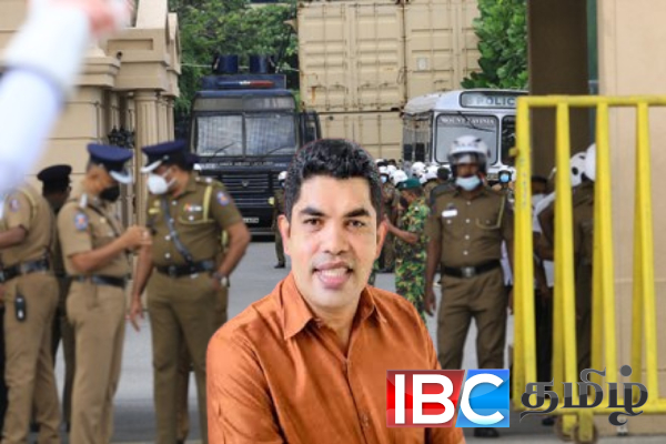 வெளியே செல்லும் மக்கள் மீண்டும் வீடு திரும்புவார்களா..! கடும் அச்சத்தில் முன்னாள் எம்.பி