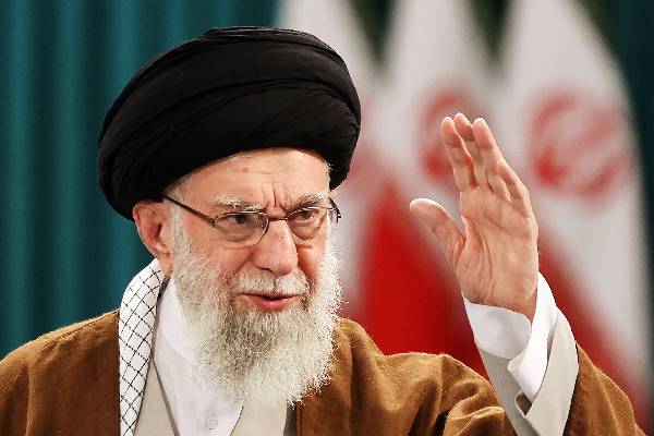 மதுரோவை பலவந்தமாகக் கடத்திய ட்ரம்ப்... ஈரானை பயமுறுத்தும் இஸ்ரேல் | Maduro Abduction War With Iran