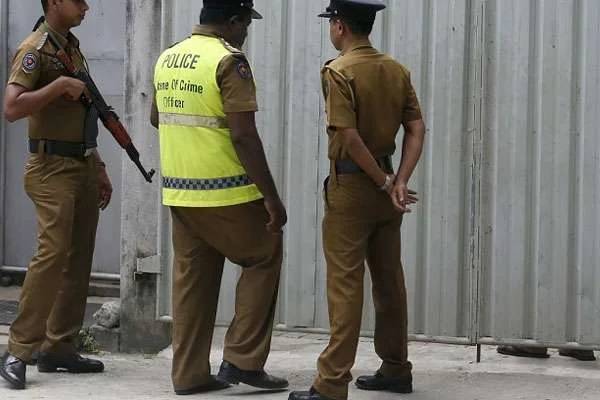 உறங்கிக் கொண்டிருந்தவர் கோடாரியால் தாக்கப்பட்டு உயிரிழப்பு | A Sleeping Man Was Attacked With An Axe And Killed உறங்கிக் கொண்டிருந்தவர் கோடாரியால் தாக்கப்பட்டு உயிரிழப்பு | A Sleeping Man Was Attacked With An Axe And Killed