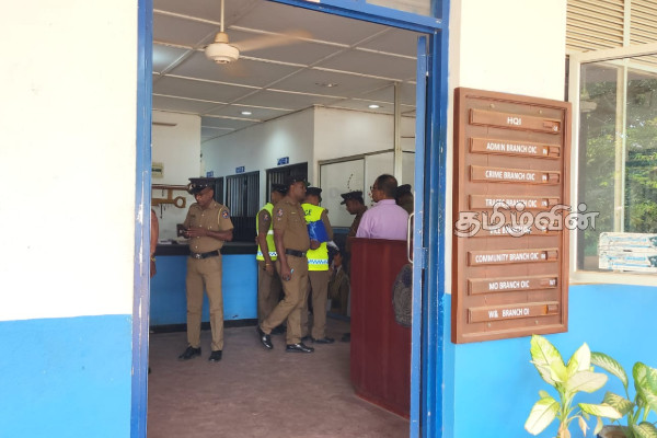 கிளிநொச்சி பொலிஸ் நிலையத்தில் சந்தேகநபர் ஒருவர் உயிர்மாய்ப்பு | Suspect Dead In Kilinochchi Police Station