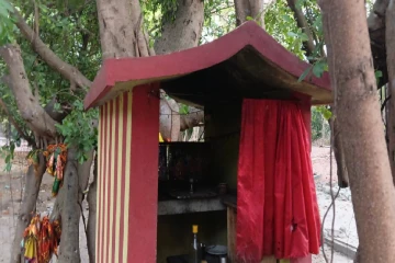 யாழ். நாச்சிமார் ஆலயத்திலிருந்து வெளியேறிய இராணுவம்..!