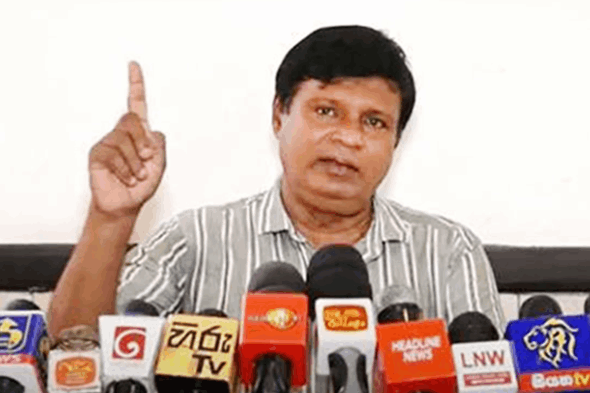 எரிபொருள் விலை அதிகரிப்பில் அரசு செய்யும் சதி.. முன்வைக்கப்பட்டுள்ள பகிரங்க குற்றச்சாட்டு | Fuel Price Sri Lanka Ananda Palitha Blames Npp எரிபொருள் விலை அதிகரிப்பில் அரசு செய்யும் சதி.. முன்வைக்கப்பட்டுள்ள பகிரங்க குற்றச்சாட்டு | Fuel Price Sri Lanka Ananda Palitha Blames Npp