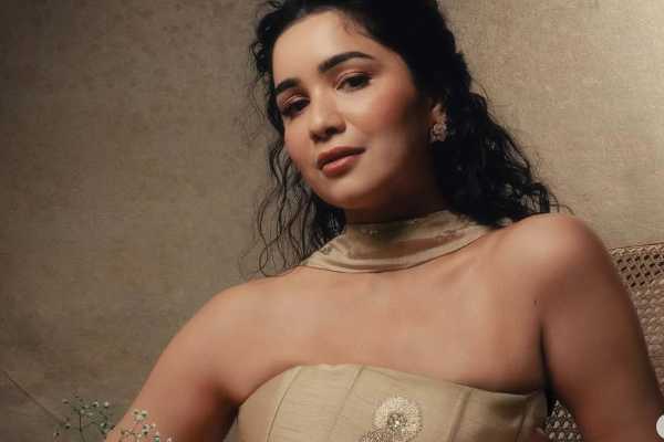 சச்சின் டெண்டுல்கரின் ரீசெண்ட் போட்டோஷூட்.. | Sara Tendulkar Recent Photoshoot Post
